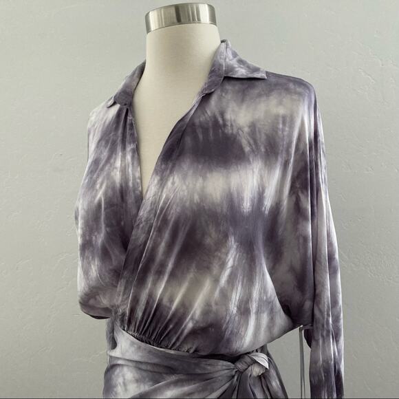 Young Fabulous & Broke Raine Tie-Dye Wrap Mini Dress Elastic Purple Size XS NWT - Picture 6 of 16